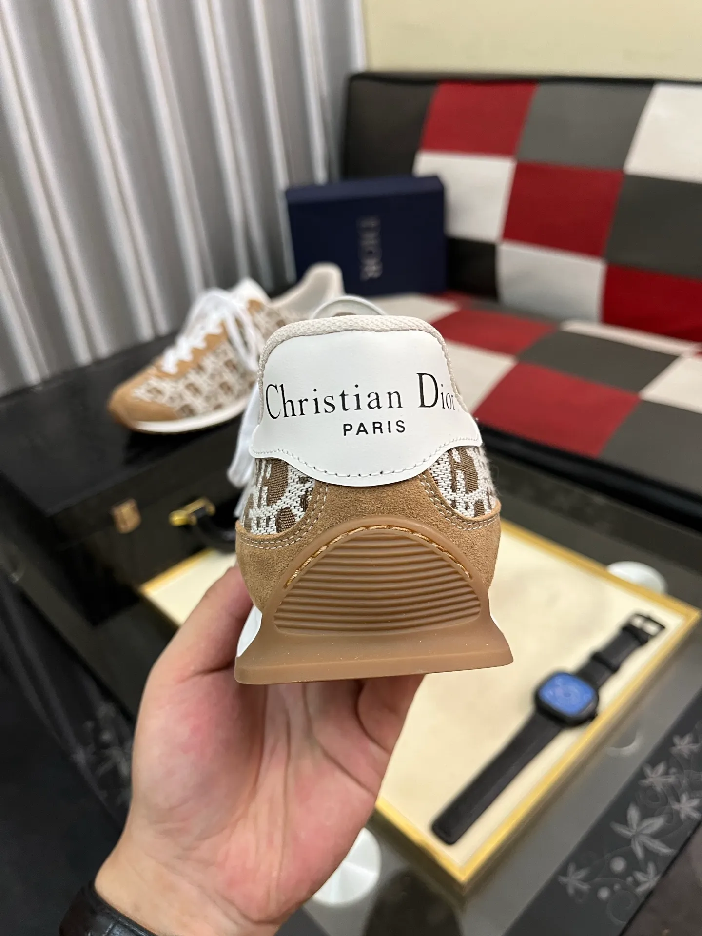 Men's shoes 💰420⌚️⌚️[Dior] Dior couple's style, new casual style launched in Hong Kong counters. Official website 1:1 production. Original Italian materials. Designed by European and American masters. Perfect shape to create counter quality. Solid color rubber wear-resistant outsole and classic dazzling head! Super versatile and very comfortable. High-end without losing taste, fashionable and novel! ! Absolute focus! Code number: 36-448️⃣Colors available